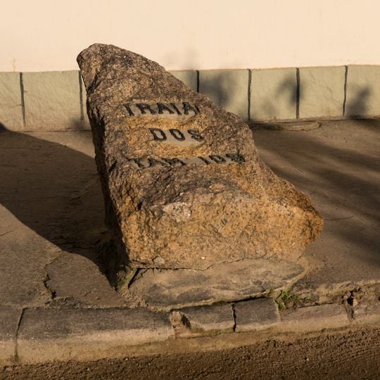 Marco do logradouro da Praia dos Tamoios