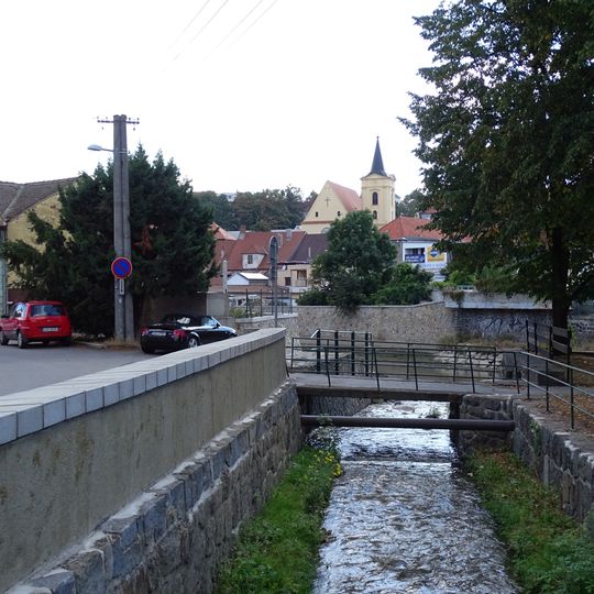 Dolní můstek Zdislavina - Soukenická přes Týnský potok v Třebíči