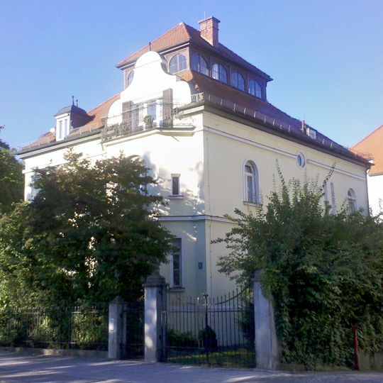 Wolfratshauser Straße 42