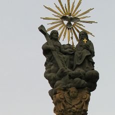 Sloup se sousoším Nejsvětější Trojice