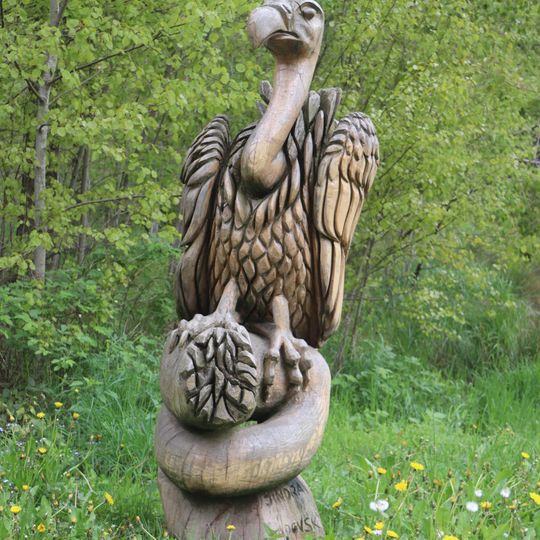 Socha supa u Dlouhého rybníka