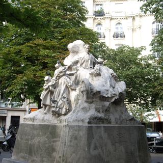 Monument to Léon Serpollet