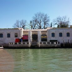 Palazzo Venier dei Leoni