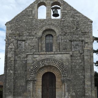 Église Saint-Pierre de Chail