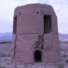 Hoseynabad Tower (Niasar District)