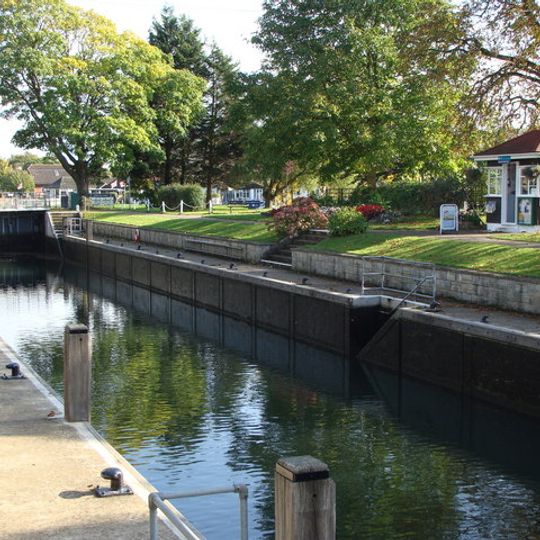 Penton Hook Lock