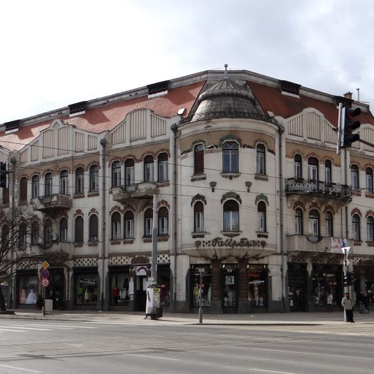 Singer House, Miskolc