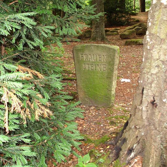 Frauensteine