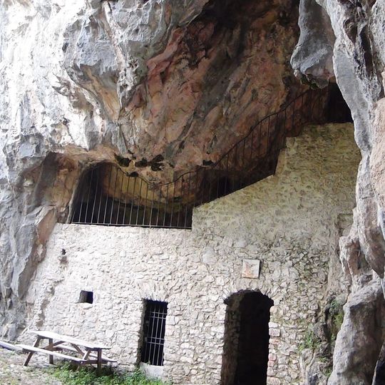 Grotta di San Michele