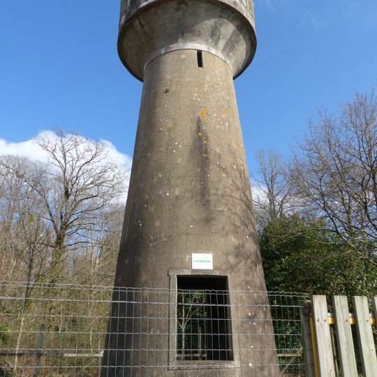 Château d'eau de Point-Clos