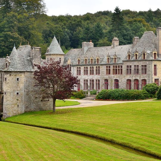 Castillo y parque de Nacqueville