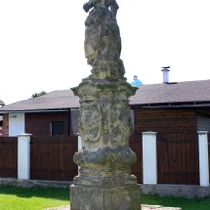 Statue of Saint Notburga of Rattenberg in Bezno