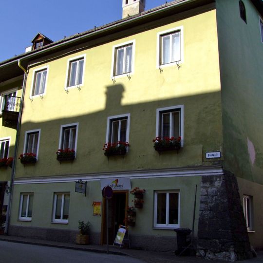 Bürgerhaus, Sattler