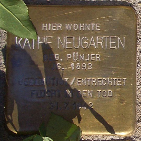 Stolperstein en memoria de Käthe Neugarten