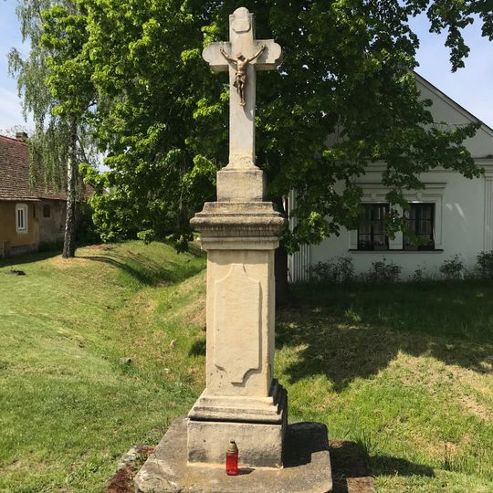 Kříž ve Starém Vestci