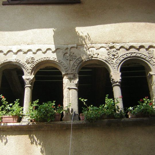 Maison romane, 4 rue Joséphine-Desbois