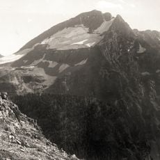 Two Ocean Glacier