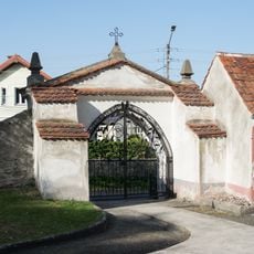 Ogrodzenie z 2 bramkami