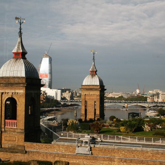 Pair Of Towers At Cannon Street Station  Western Tower To Cannon Street Station