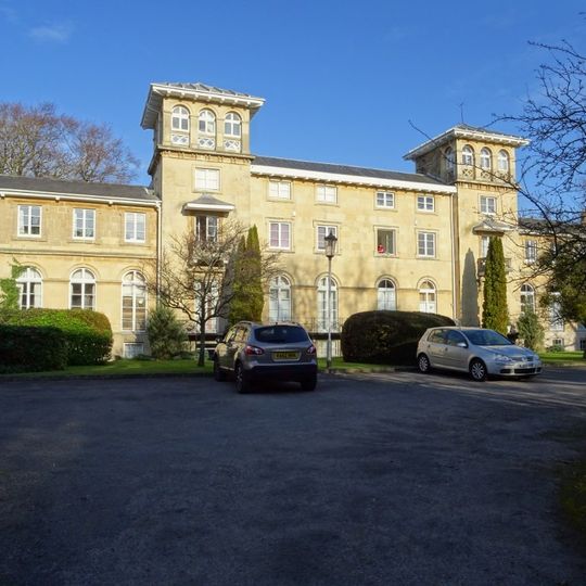 Lansdown Court East And Lansdown Court West