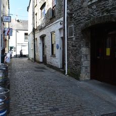 2 And 4, Jetty Street