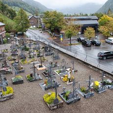 Church yard Reuthe
