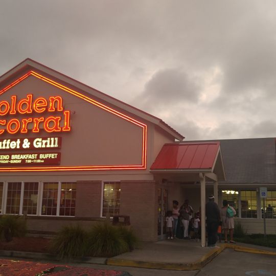 Golden Corral Buffet & Grill
