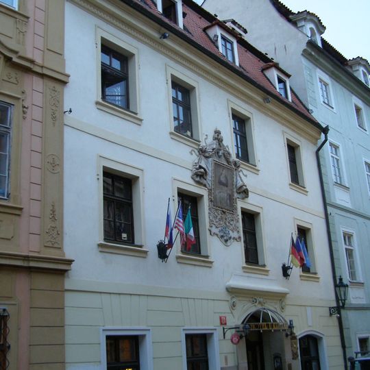 Dům U Tří zlatých růží