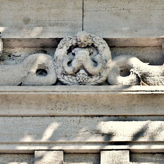 Relief am ehemaligen Turmhaus