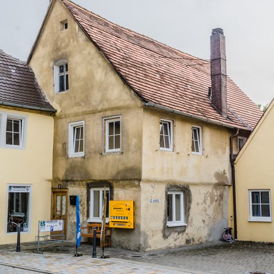 Wohn- und Geschäftshaus