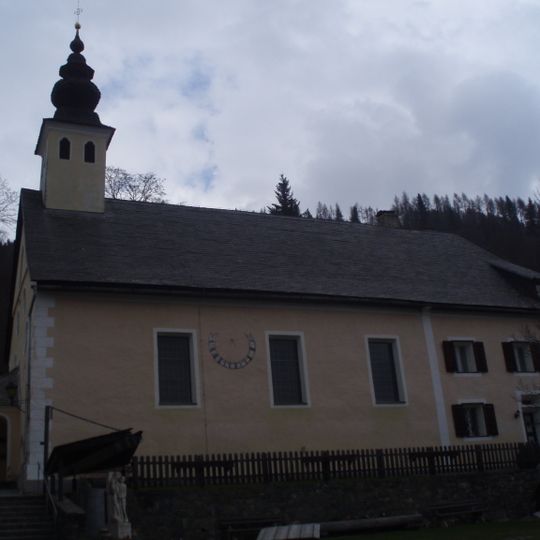 Kath. Pfarrkirche hl. Ulrich mit Pfarrhof und Friedhof