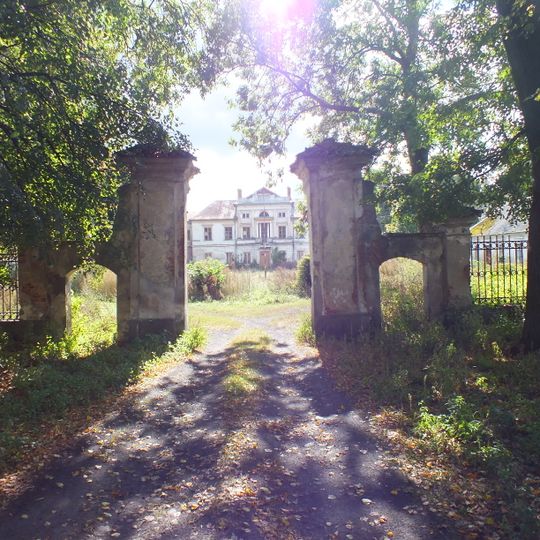 Zespół pałacowy w Sobieszyniu