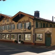 Bernauer Straße 6, 4