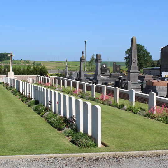 Cimetière communal d'Inchy, extension