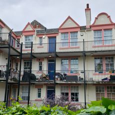 7-8 Portsburgh Square, West Port, Edinburgh