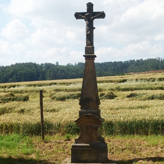 Kříž na okraji Nedvězí