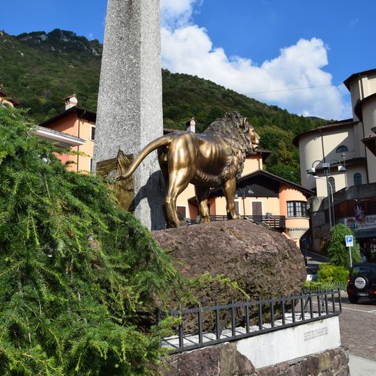 Monumento ai Caduti Barzio