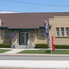 Mary Lee Nichols School