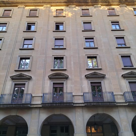 Pza. Conde Rodezno 09