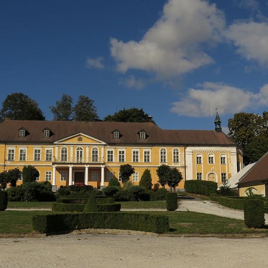 Castle Čekanice