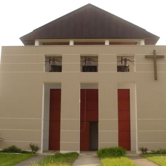 Église du monastère Notre-Dame de Bouzy-la-Forêt
