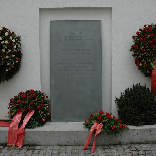 Memorial plaque for Rudolf Kunst