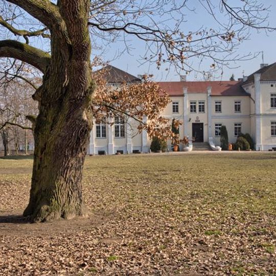 Palace in Broniewice