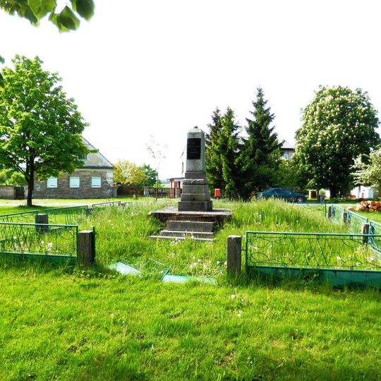 Pomník padlým ve Žďáru u Rakovníka