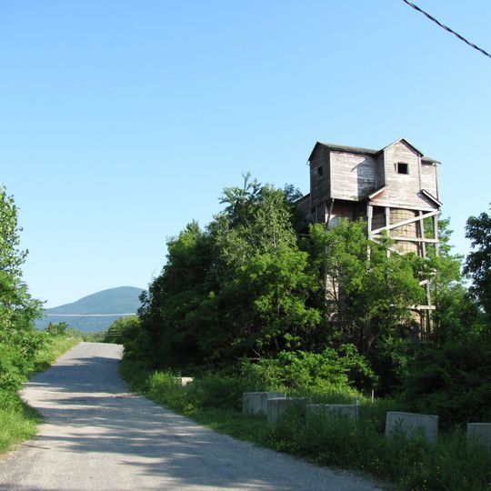 Williamstown Rail Yard and Station Historic District