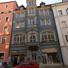 Wohn- und Geschäftshaus