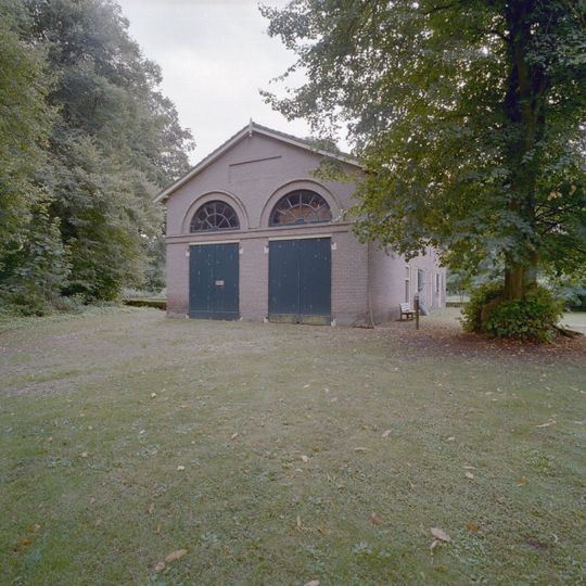 Huis Schouwenburg: koetshuis