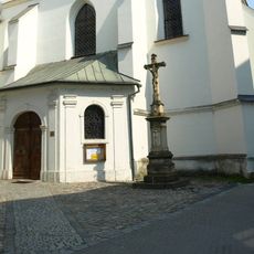 Kříž u Františkánského kláštera v Uherském Hradišti