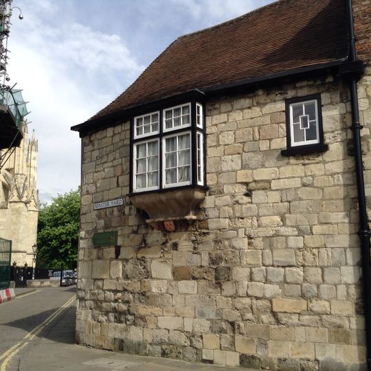5 Minster Yard