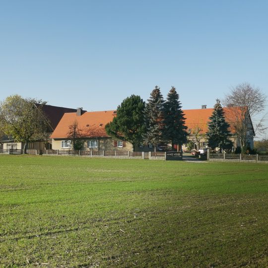 Mittelbacher Straße 45, 47